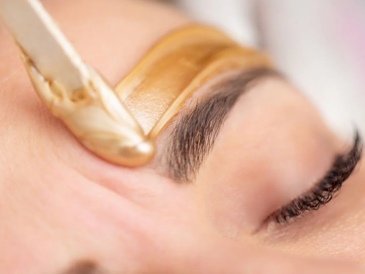 Depilación de cejas
